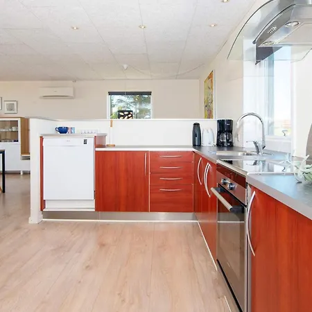 14 Person Holiday In Ringk Bing